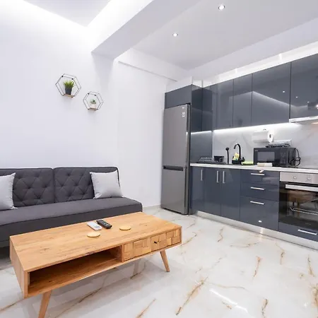 Amerikis Square 4 Persons Studio By Mps *