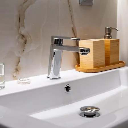 Διαμέρισμα Amerikis Square 4 Persons Studio By Mps *